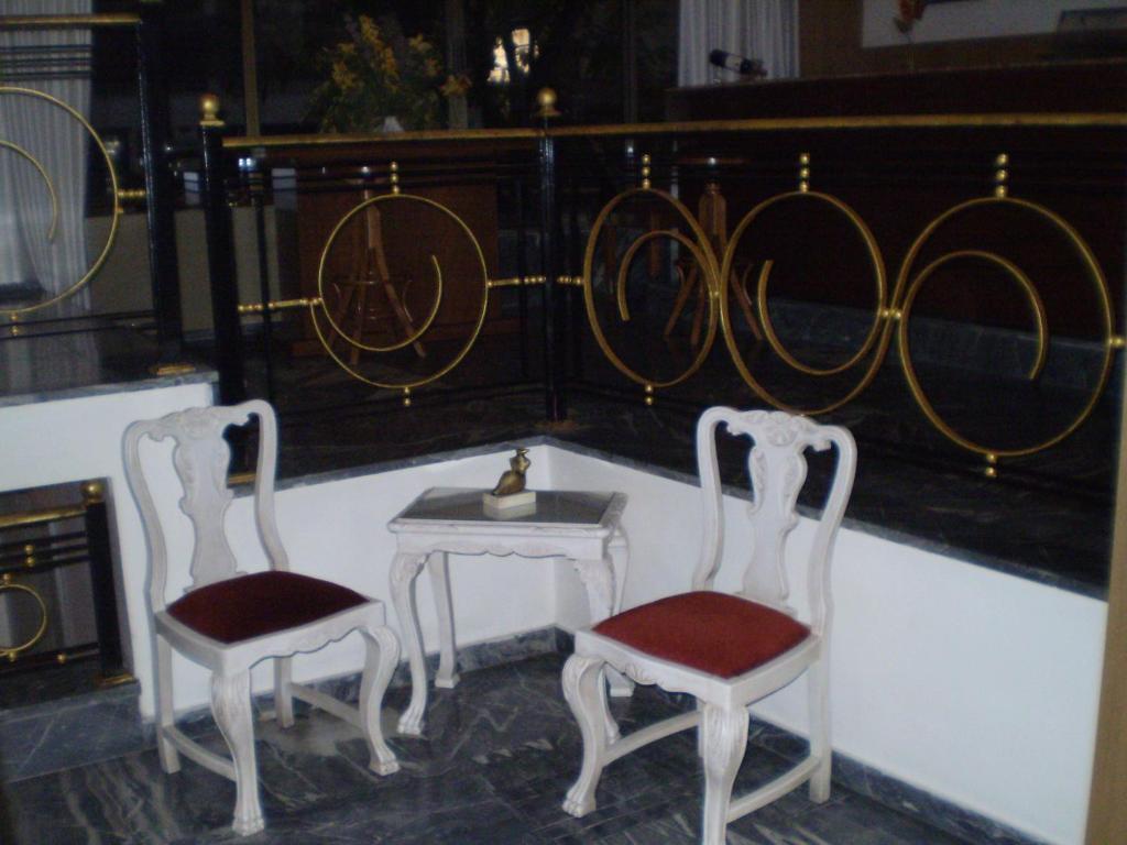 Asteras Hotel Larissa Exterior photo